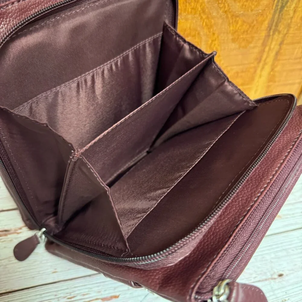 GIANI BERNINI Triple-Zip Pebble Leather Dasher Crossbody - Picture 5 of 6